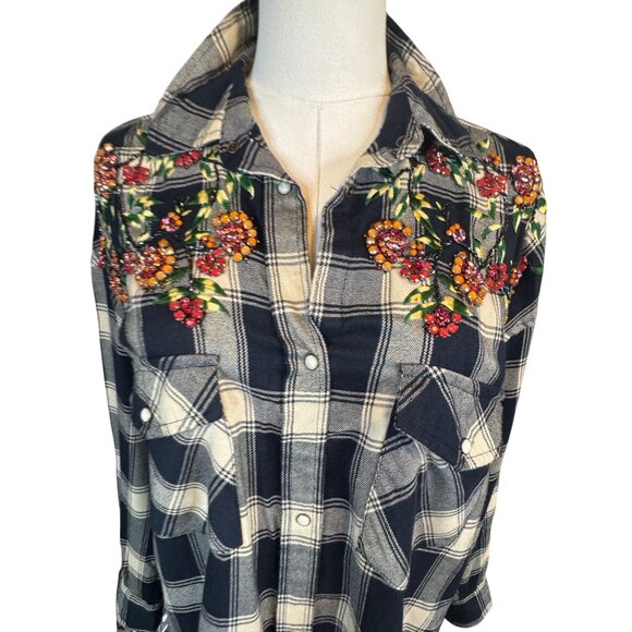 2/$30 ZARA S Plaid Navy Blue Longline Shirt Jacket Floral Beading & Snaps - Picture 4 of 16